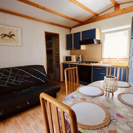 Lion-en-Sullias Chalet La Perche Au Bord De L'Eau מראה חיצוני תמונה