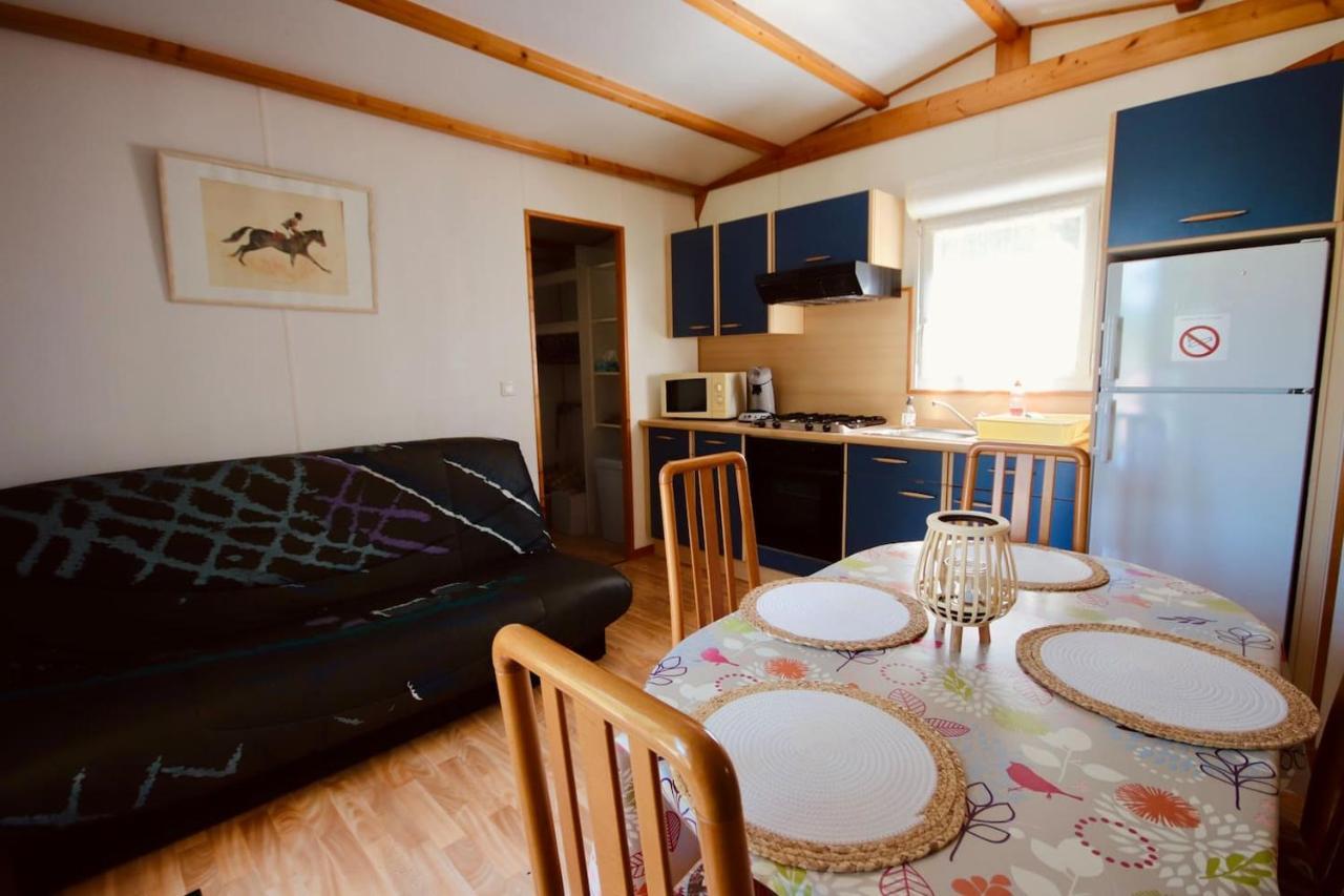 Lion-en-Sullias Chalet La Perche Au Bord De L'Eau מראה חיצוני תמונה